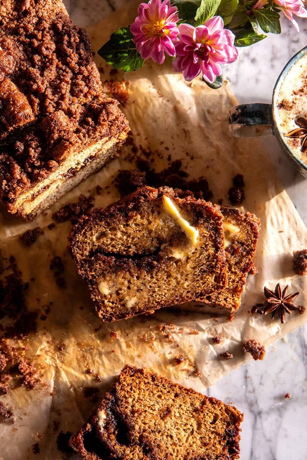 Cinnamon crunch swirled banana bread