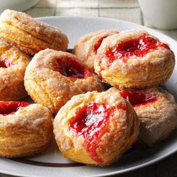 Cinnamon fruit biscuits