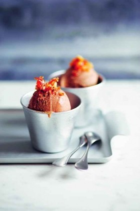 Cinnamon gelato