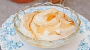 Cinnamon honey cream