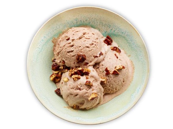 Cinnamon ice cream
