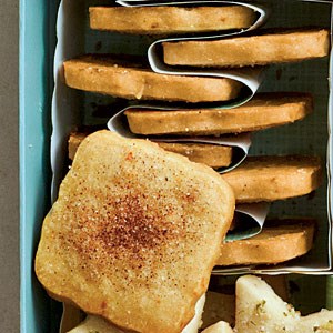 Cinnamon-orange squares