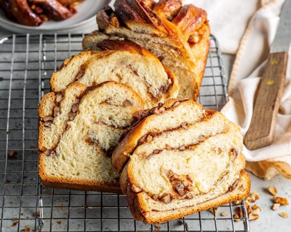 Cinnamon-pecan babka [simple syrup]