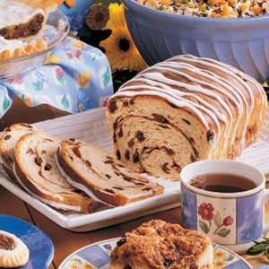 Cinnamon raisin bread