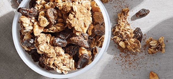 Cinnamon-raisin granola