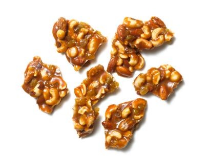 Cinnamon raisin-nut toffee
