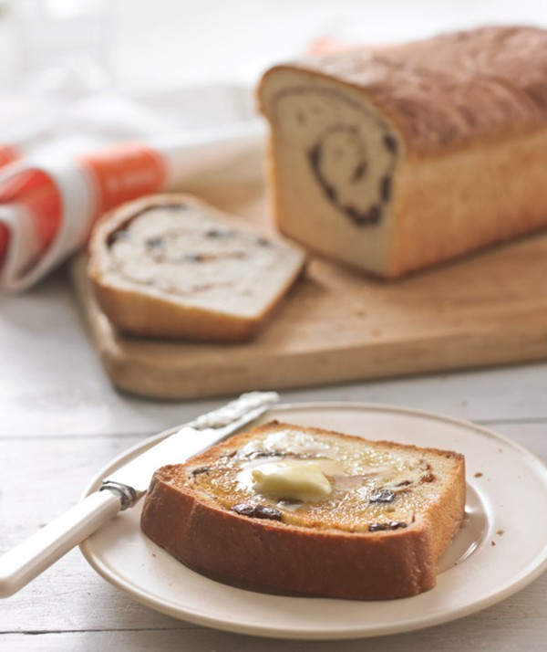 Cinnamon-raisin-swirl breakfast loaf