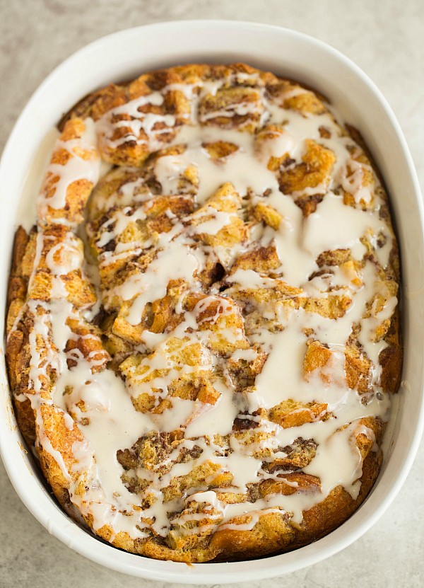 Cinnamon roll bread pudding breakfast casserole