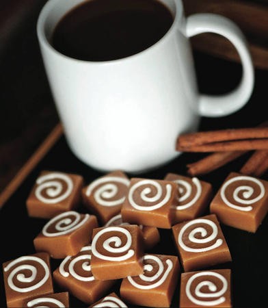 Cinnamon roll caramels