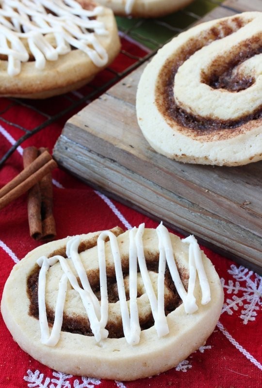 Cinnamon roll sugar cookies with cream cheese icing