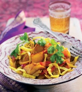 Cinnamon-scented cabbage with potatoes