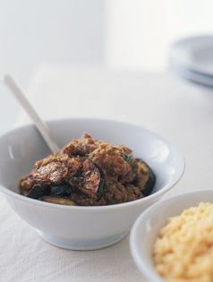 Cinnamon-scented lamb