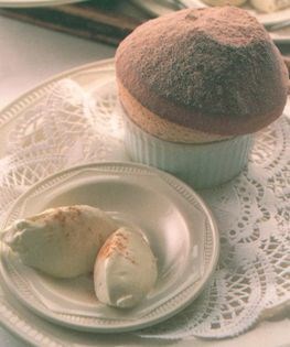 Cinnamon souffle with Drambuie cream