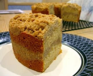 Cinnamon streusel coffee cake