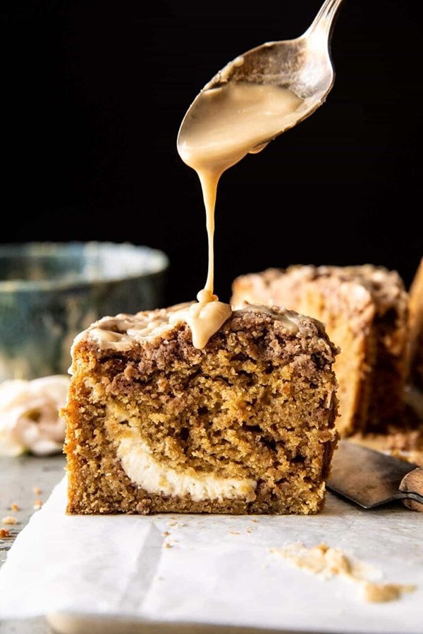 Cinnamon streusel coffee coffee cake
