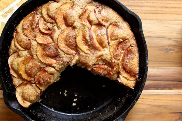 Cinnamon-sugar apple skillet cake