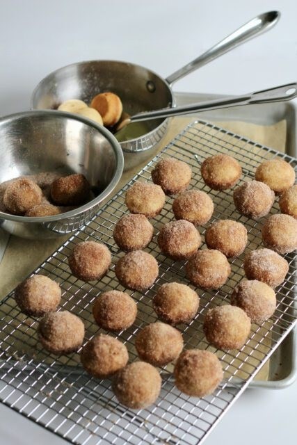 Cinnamon sugar buttermilk “munchkins”