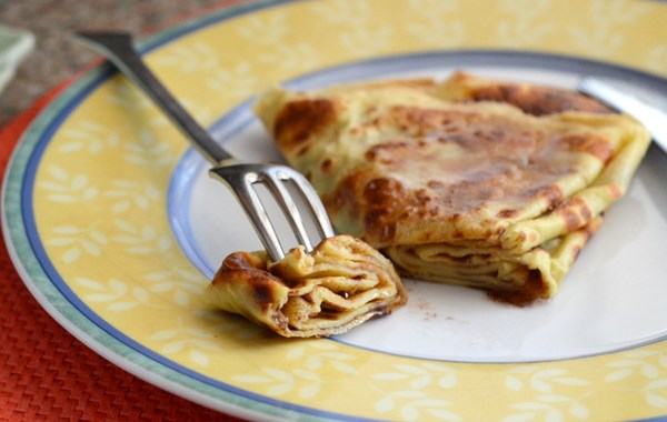 Cinnamon sugar crepes