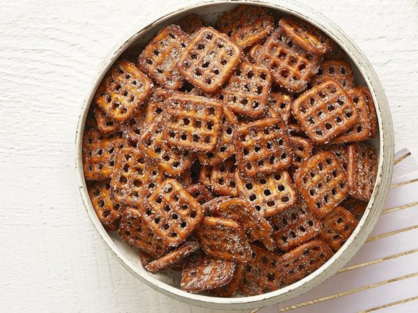 Cinnamon sugar pretzels 