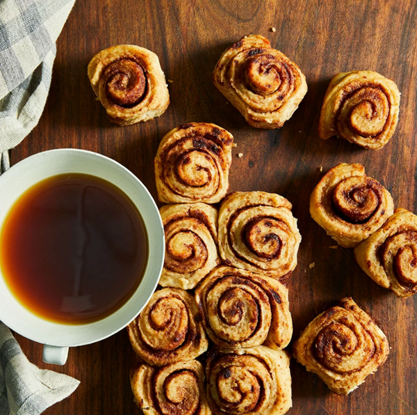 Cinnamon-sugar pull-apart rolls