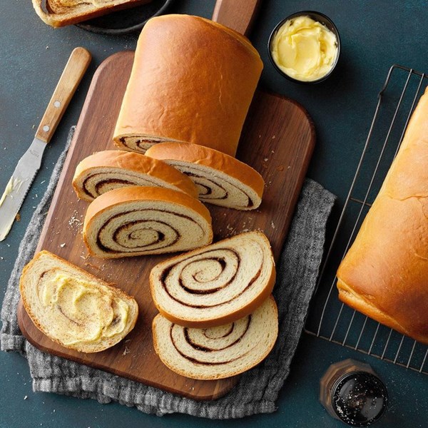 Cinnamon swirl bread
