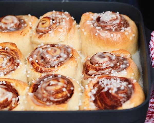 Cinnamon swirl buns