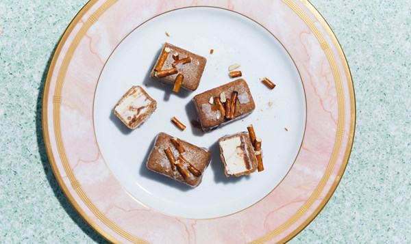 Cinnamon swirl vanilla ice cream bars