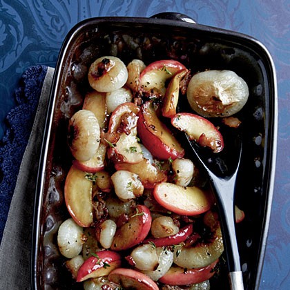 Cipollini and apples with bacon