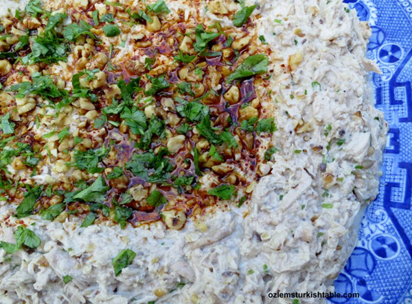 Circassian chicken with walnut sauce (Çerkez tavugu)