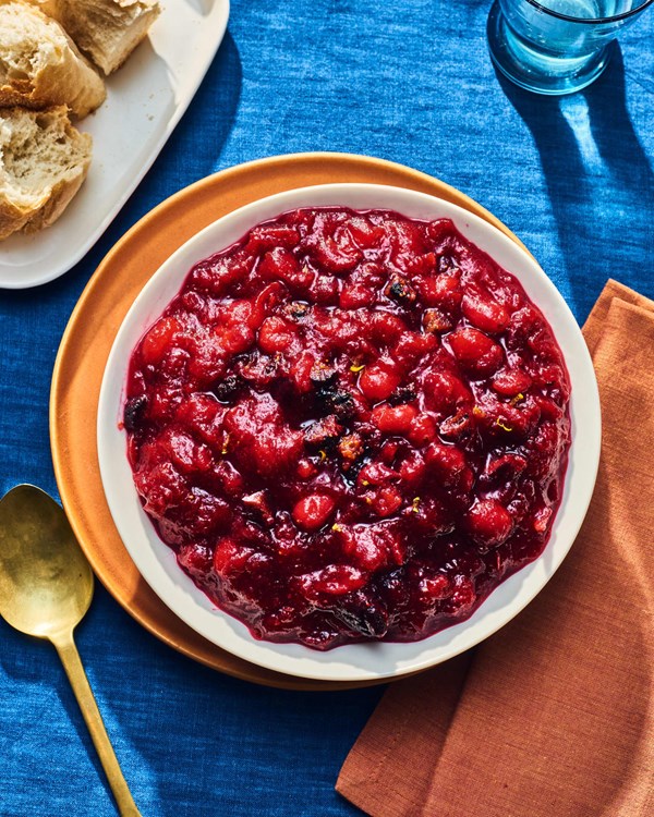 Citrus-and-fig cranberry sauce