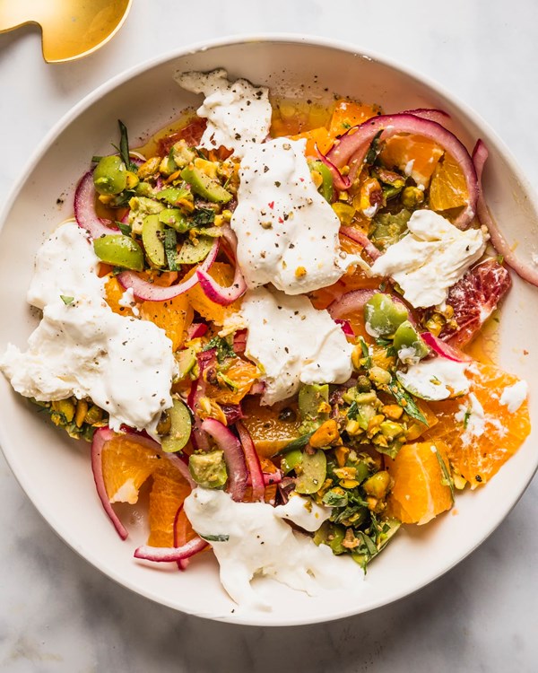 Citrus and red onion salad