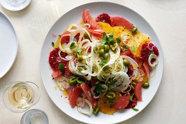 Citrus salad with fennel and olives