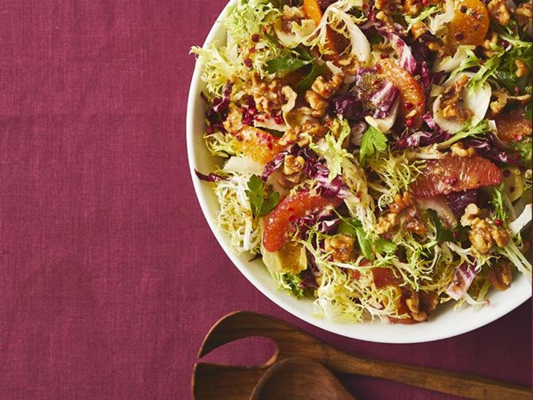 Citrus-walnut salad