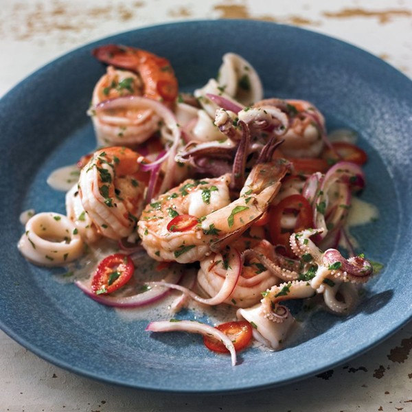 Citrusy shrimp and calamari salad (Insalata di mare)