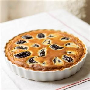 Clafoutis with prunes