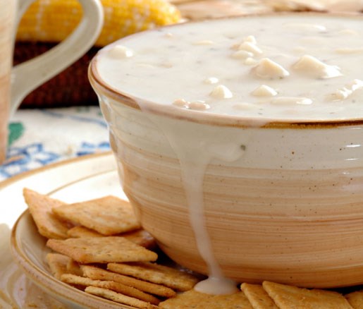 Clam chowder with bacon