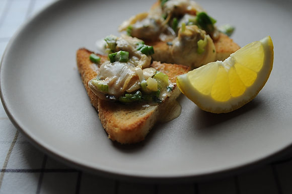 Clam pan roast