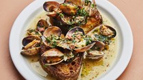 Clam toasts with pancetta