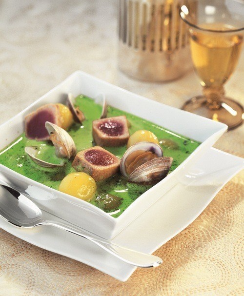 Clam, tuna, and potato marinière
