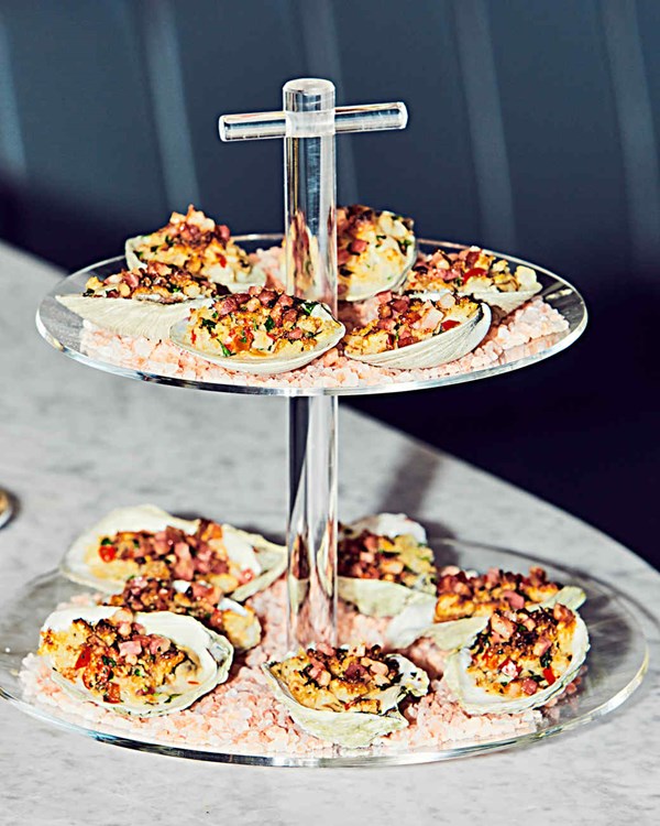 Clams and oysters Casino