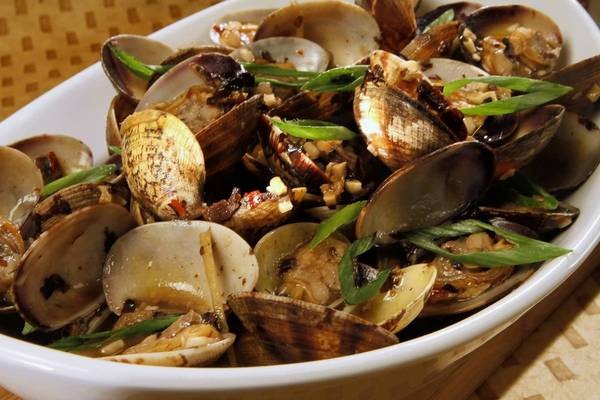Clams in black bean sauce