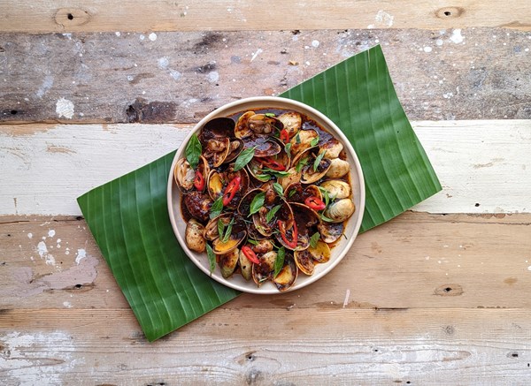 Clams with chilli jam