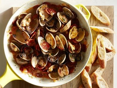 Clams with chorizo