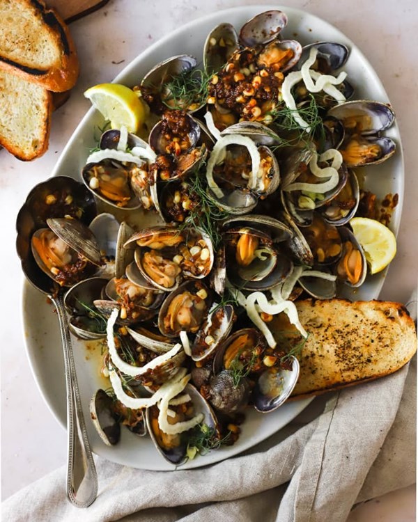 Clams with ‘nduja, corn and fennel 