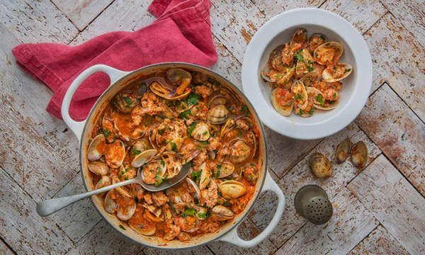 Clams with sausage, chilli and fennel seed