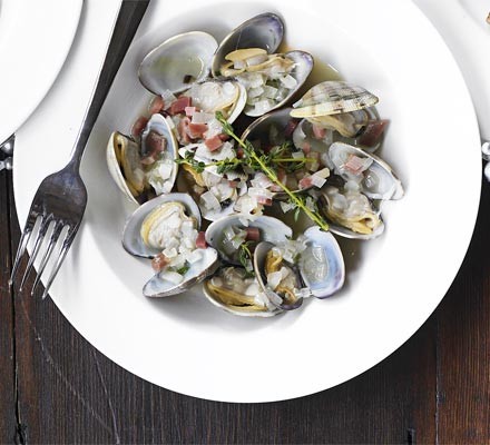 Clams with serrano ham and fino sherry