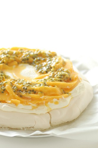 Clancy family pavlova