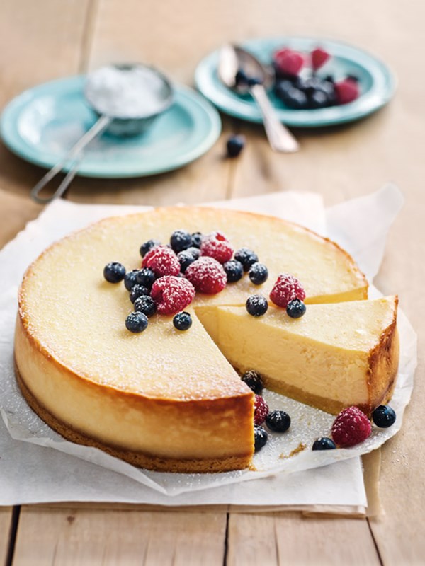 Classic baked cheesecake
