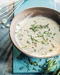 Classic Béarnaise sauce