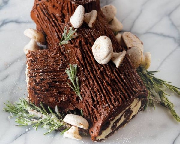 Classic bûche de Noël